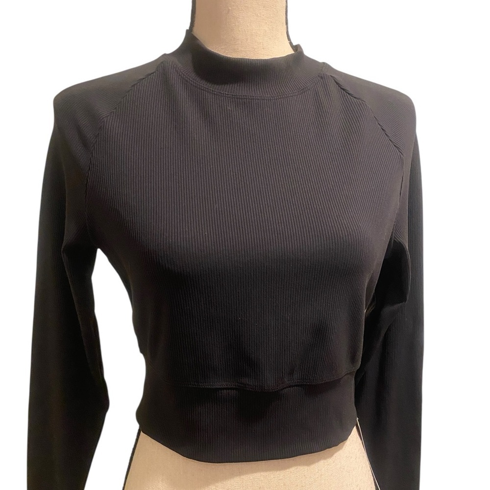 Halara Women’s Black Ribbed Long Sleeve Crop Top Strechy New Size M-L
